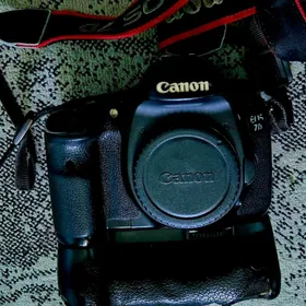 Canon 7d body busteri