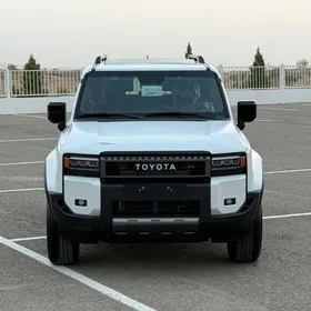 Toyota Land Cruiser Prado 2025