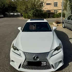 Lexus IS 2015