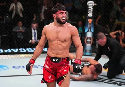 Арман Царукян проведёт бой с Дэном Хукером на турнире UFC в Катаре