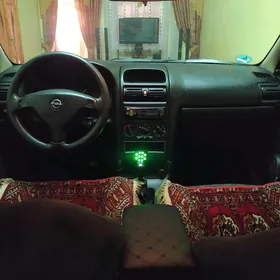 Opel Astra 1999