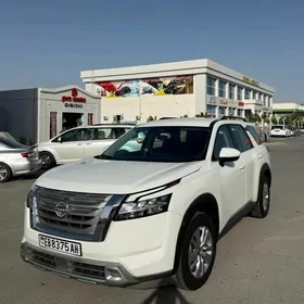 Nissan Pathfinder 2022