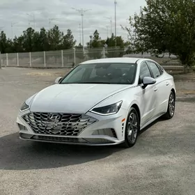 Hyundai Sonata 2022