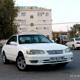 Toyota Camry 1999