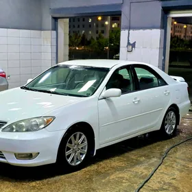 Toyota Camry 2004
