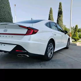 Hyundai Sonata 2020