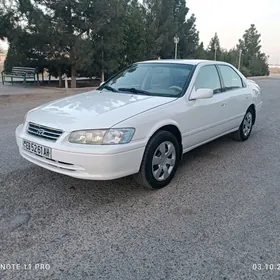 Toyota Camry 2000