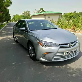 Toyota Camry 2015