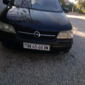 Opel Sintra 1999