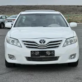 Toyota Camry 2010