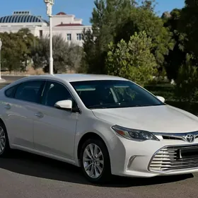 Toyota Avalon 2016