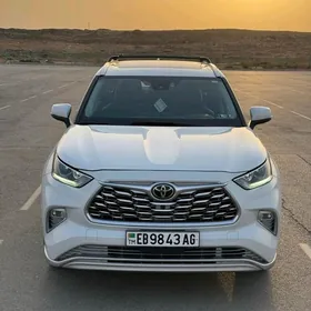 Toyota Highlander 2022