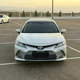 Toyota Camry 2023