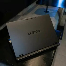 LEGION OLED RTX 5070/32-RAM