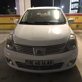 Nissan Versa 2010