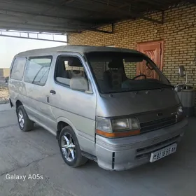 Toyota Hiace 1995