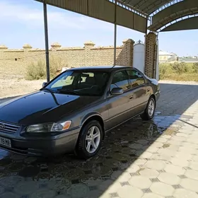 Toyota Camry 1997
