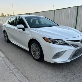 Toyota Camry 2020
