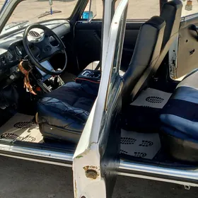 Lada 2104 1980