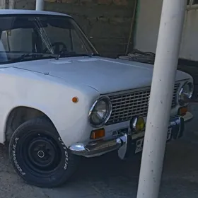 Lada 2104 1980