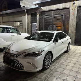 Lexus ES 350 2021