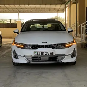 Kia K5 2021