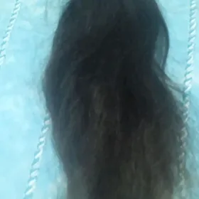 saç goýy goñur renkde