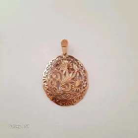 кулон золотой
