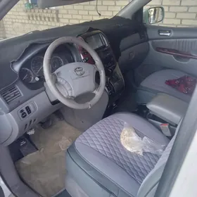 Toyota Sienna 2004