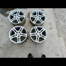 diska R16 toyota