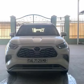 Toyota Highlander 2020