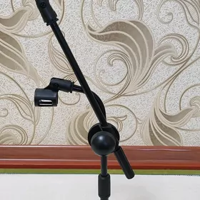 Mikrafon stoýka