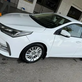 Toyota Corolla 2018