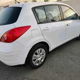 Nissan Versa 2010