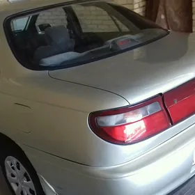 Toyota Carina 1993
