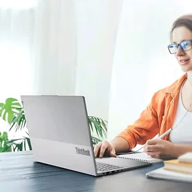i9-10 dan güýçli ThinkBook New