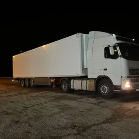 Schmitz Cargobull 2015