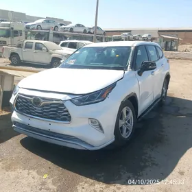 Toyota Highlander 2020
