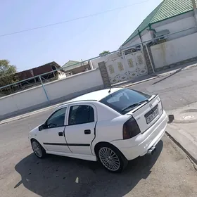 Opel Astra 2001