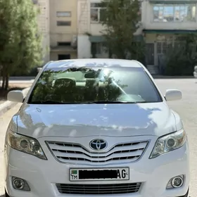 Toyota Camry 2010