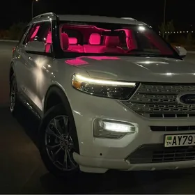 Ford Explorer 2022