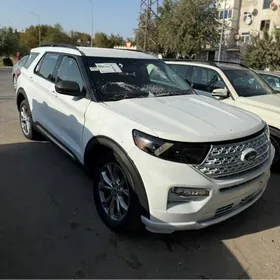 Ford Explorer 2021