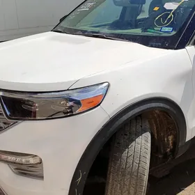 Ford Explorer 2021
