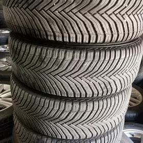 235 55 20 MICHELIN