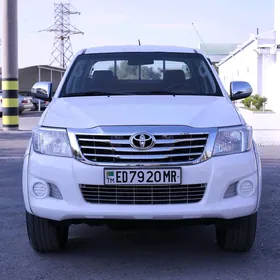 Toyota Hilux 2010
