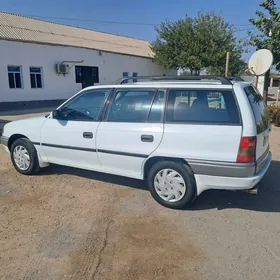 Opel Astra 1995