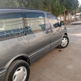 Toyota Previa 1992
