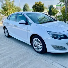 Opel Astra 2014