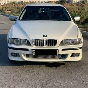 BMW E39 2003