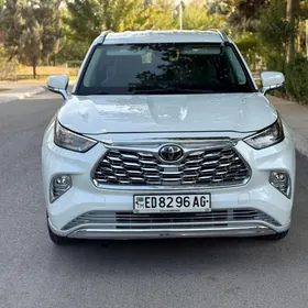 Toyota Highlander 2020